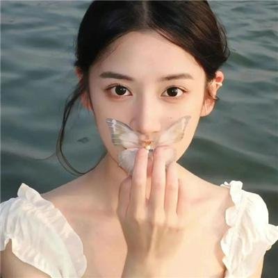 送报女孩